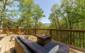 Grand Ole Chalet - Mt ViewsFireplaceFirepitArcade